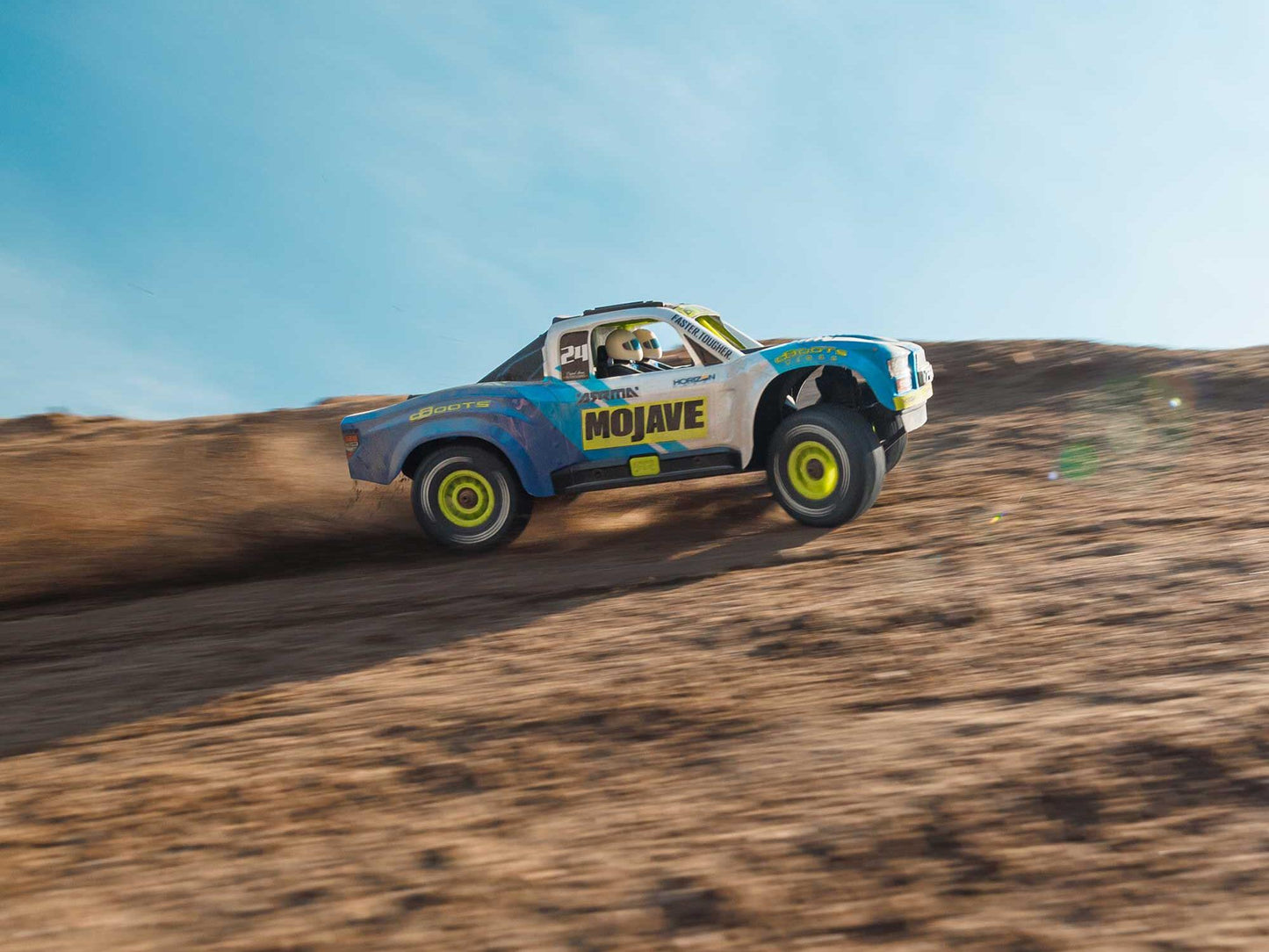 1/18 Mojave GROM 4wd Desert Truck RTR Mega w/Lipo USB Chg Blue / White C-ARA2104T2