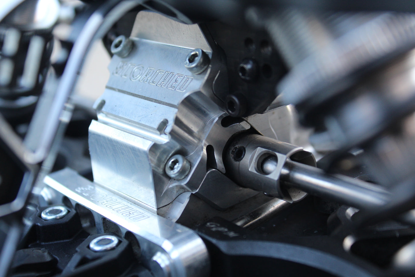 Diff Housing / Bulkhead- For all Arrma 6s 1/8th and 1/7th scale cars