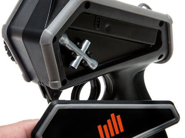 Spektrum DX5 Rugged DSMR TX with SR515 Receiver