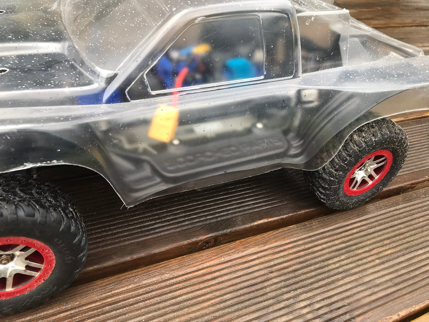 Inner Fender Wells / Mudguards - for Traxxas Slash 4x4 HCG