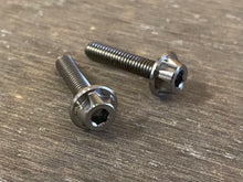 Load image into Gallery viewer, Motor mount upgrade titanium screws, for Arrma 1/5th 8s, 1/8th 6s and 1/7th scale trucks.