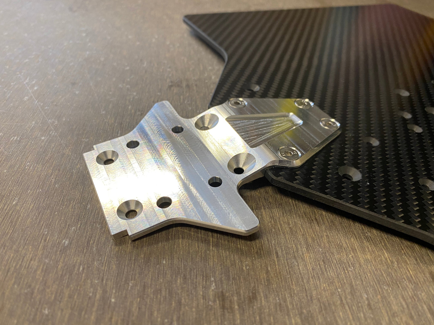 Chassis front 7075 bracket (Spares) - for Hobao GTB carbon fibre chassis