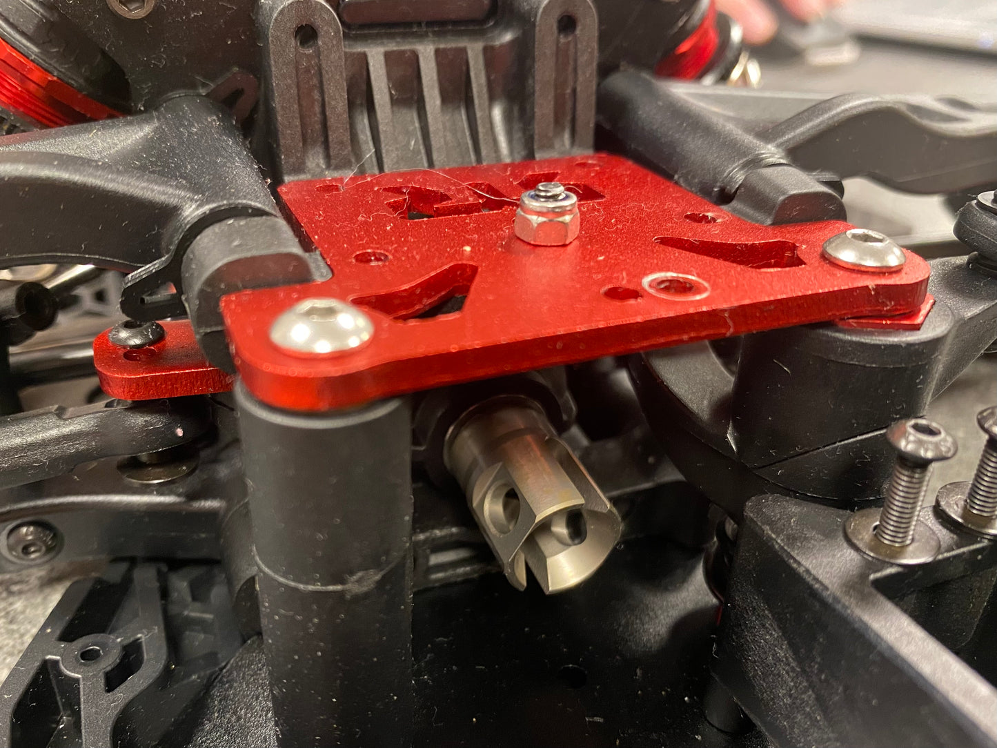 Diff Input / Diff locker Cups, Dual Grubscrew (5mm output to 8mm shaft ball end)