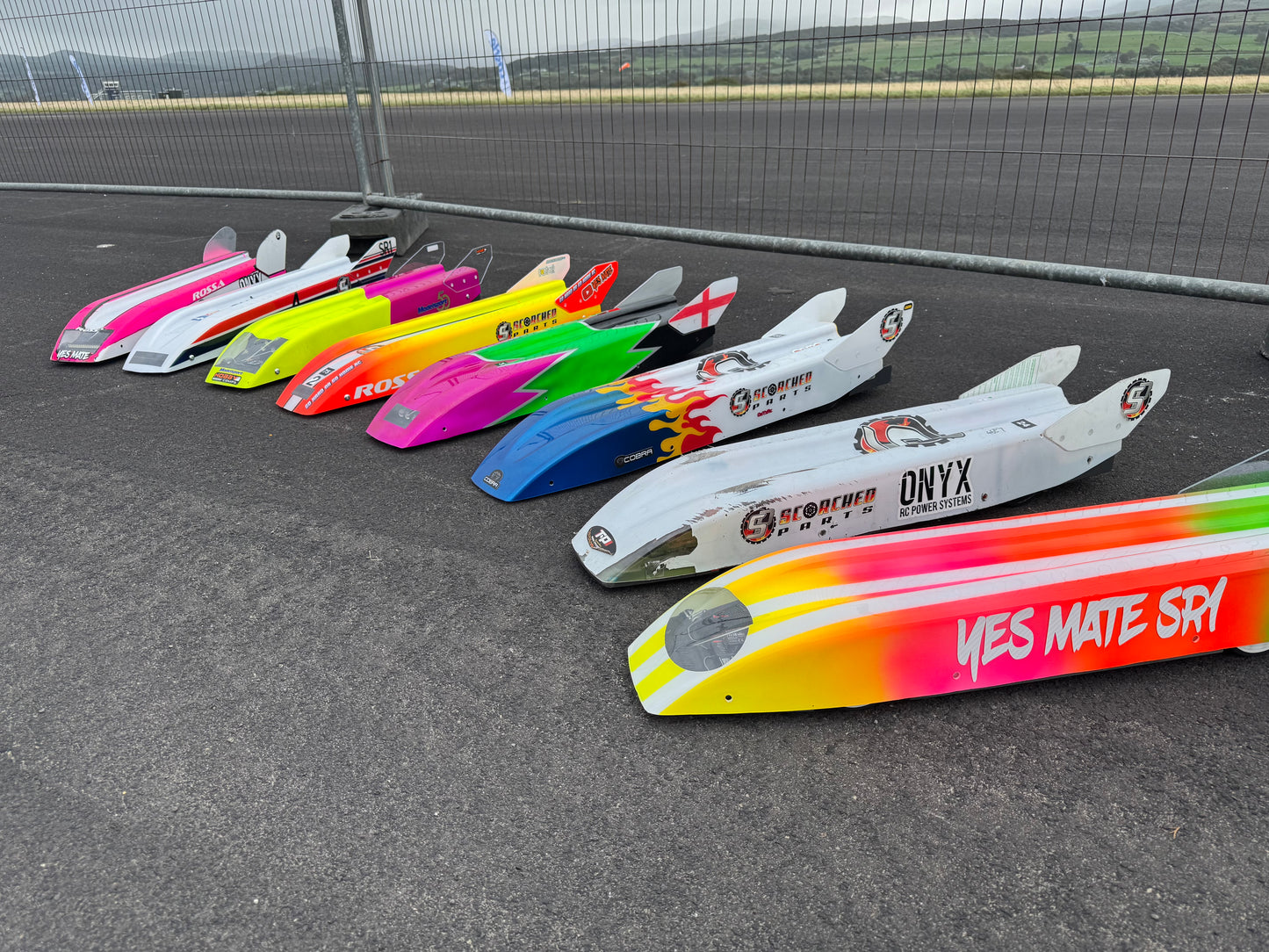 Scorched SR1 1:8 Airfield Racer Roller