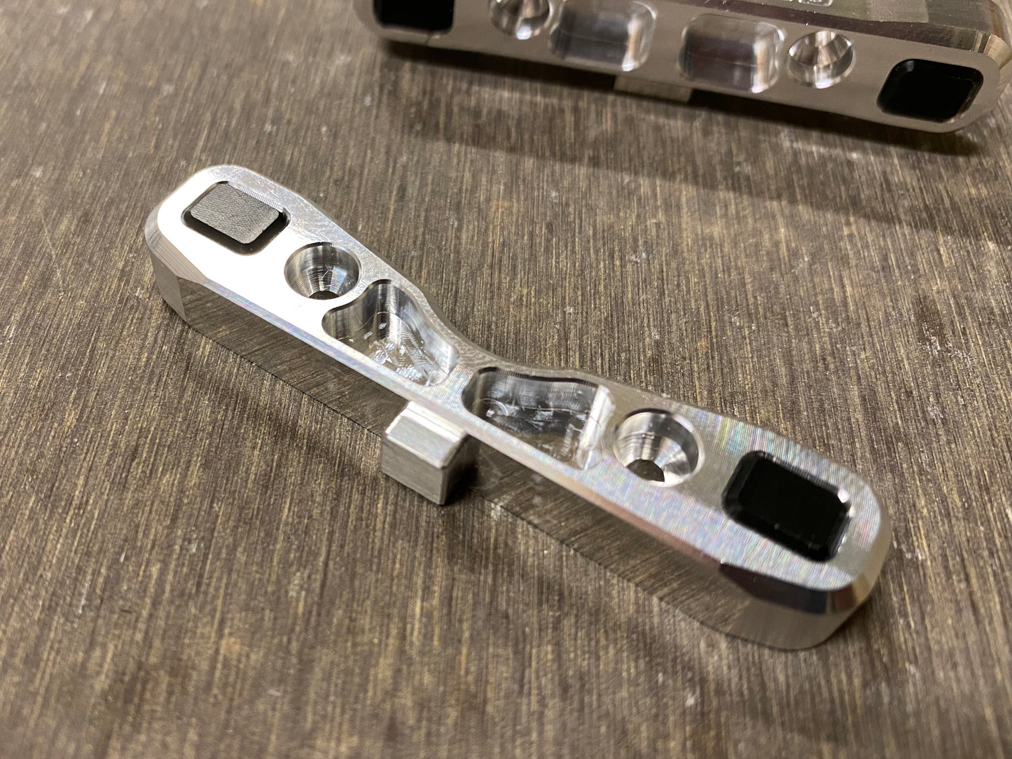 SCORCHED Adjustable Rear Hinge Holders - for Arrma 6s